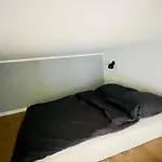 With A Mezzanine In The Center * بوزنان